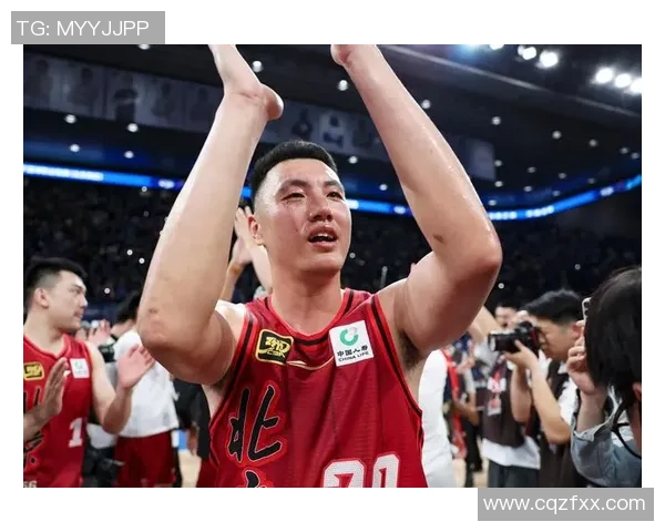 四川与广厦季后赛全场精彩对决即将上演球迷热情高涨期待精彩瞬间 四川与广厦季后赛全场精彩对决即将上演球迷热情高涨期待精彩瞬间